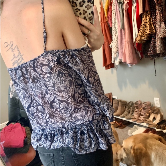 Top - Picture 3 of 5